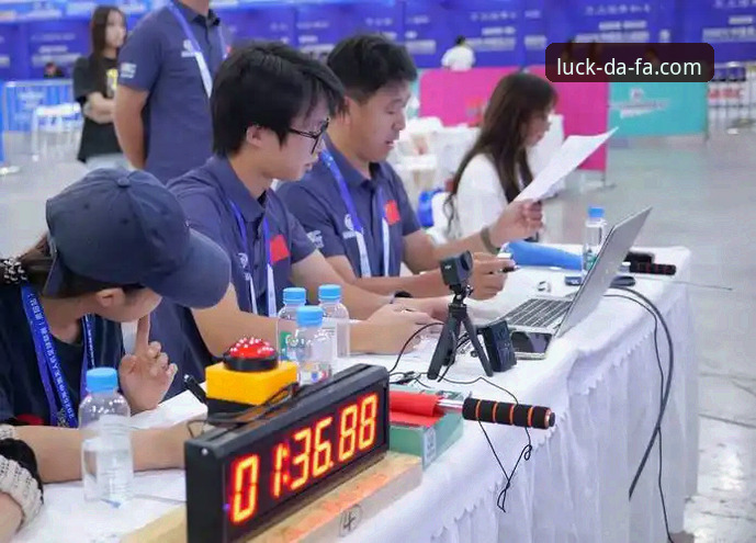揭秘DF现场直播：2025年体育竞猜平台的创新体验与深度探索